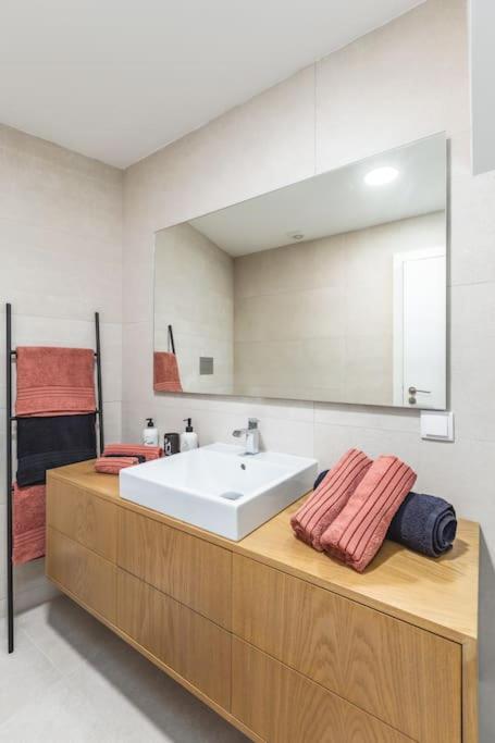 Studio Sweet Dreams In Aveiro Touristic Center المظهر الخارجي الصورة